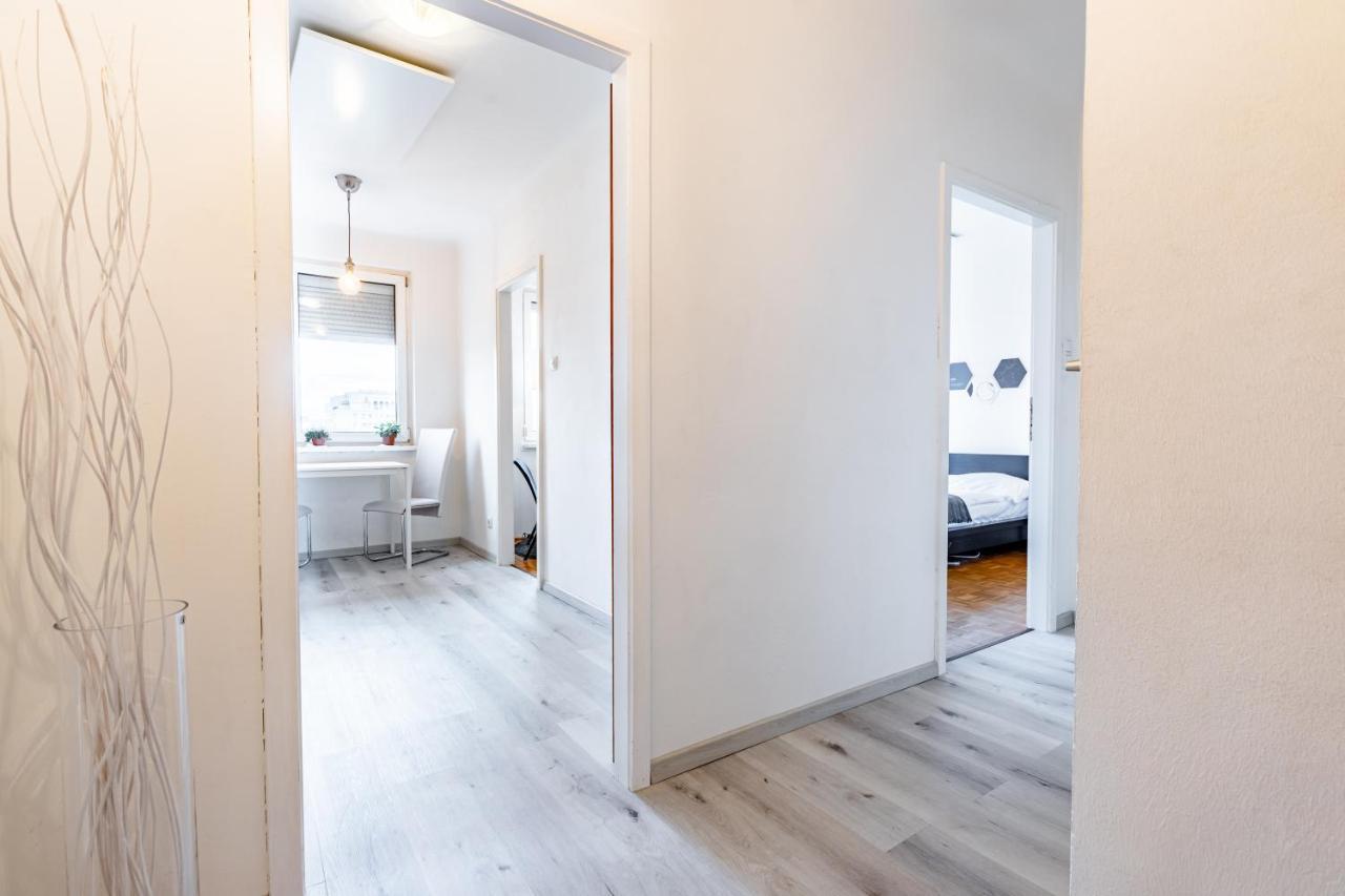 New With A View - Modern Studio Vienna Exterior photo