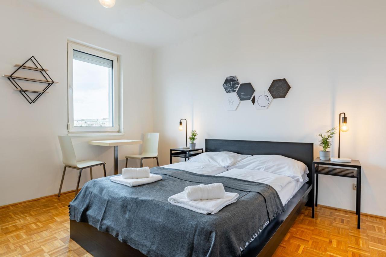New With A View - Modern Studio Vienna Exterior photo